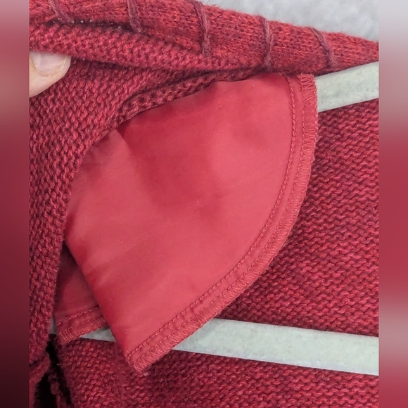 Tiara International XL Zippered Cardigan Red Nordic - Picture 6 of 9